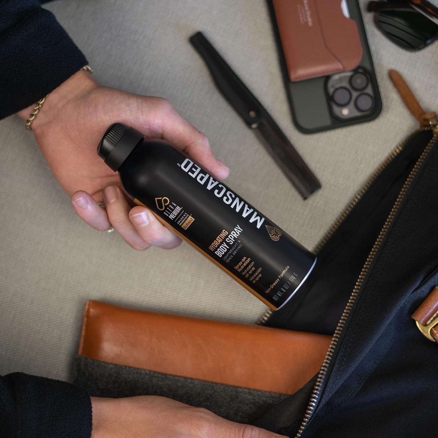 MANSCAPED UltraPremium Hydrating Body Spray